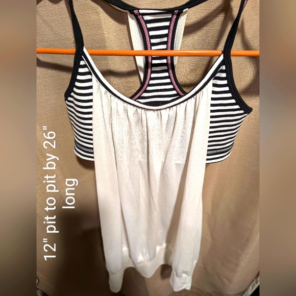 Lululemon exercise top women's - Picture 5 of 9